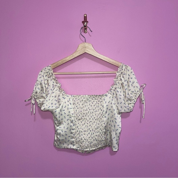 Princess Polly Top Women’s Size 8 US Light Yellow Lilac Floral Crop Puff Sleeves - Picture 12 of 15